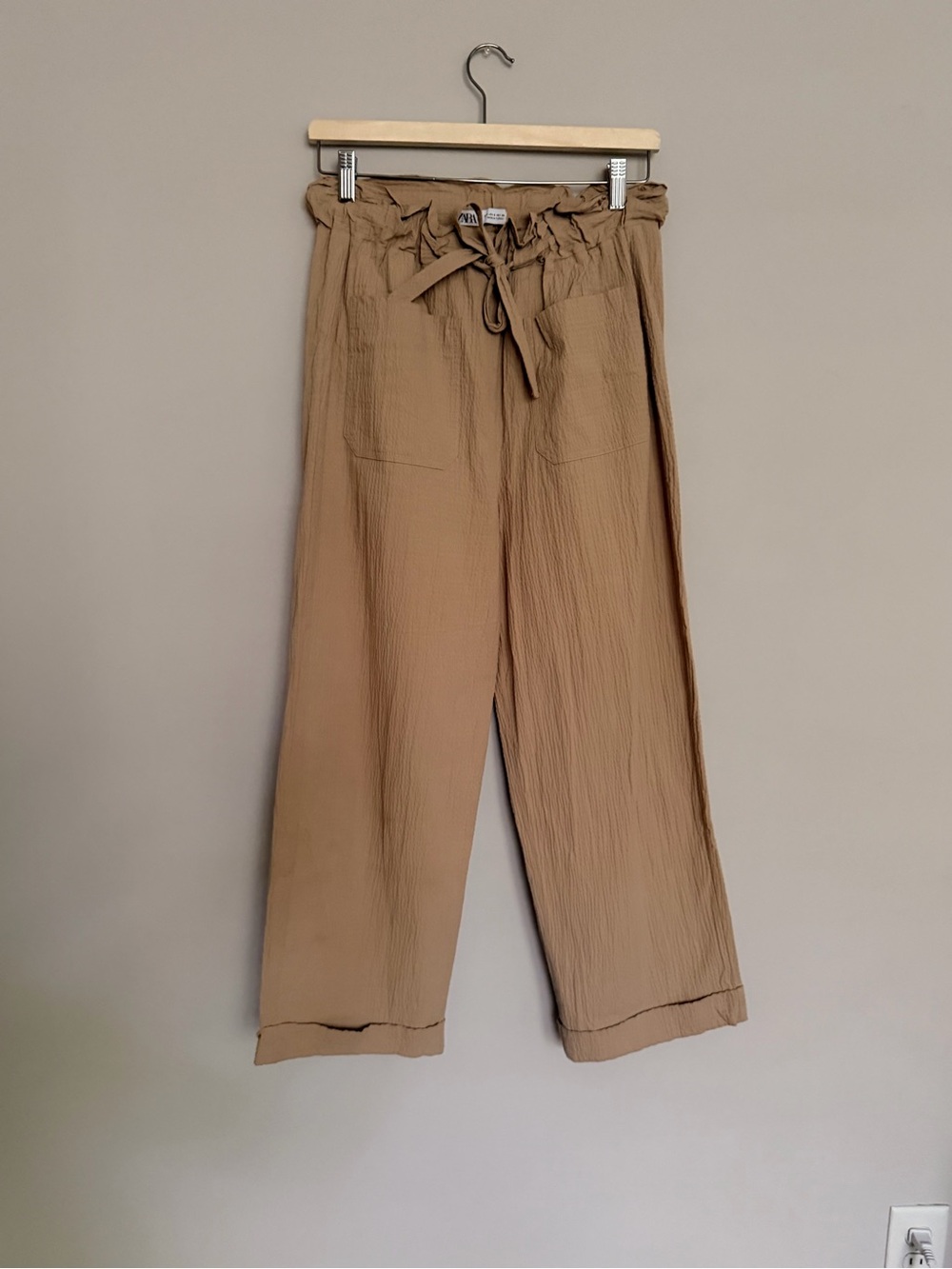 Paperbag Waist Wide-Leg Culottes - Camel Brown - Picture 1 of 2